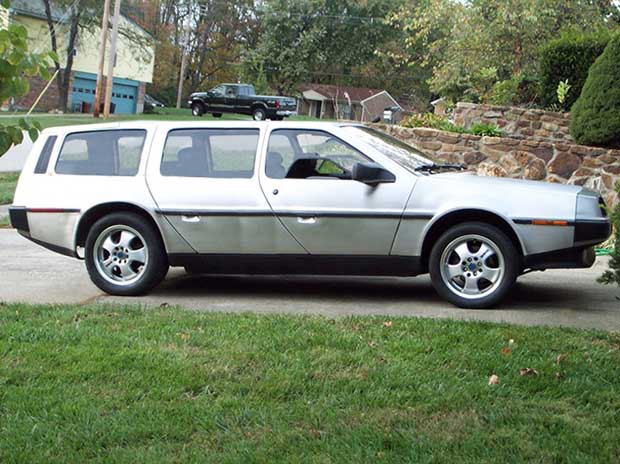 deloreanwagon.jpg
