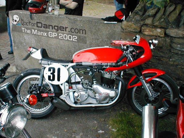 Commando-Engine-in-Featherb.jpg