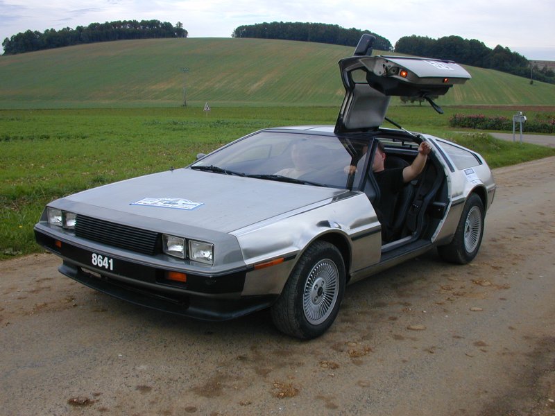 DeLorean VIN#... custom exterior chrome 03.jpg