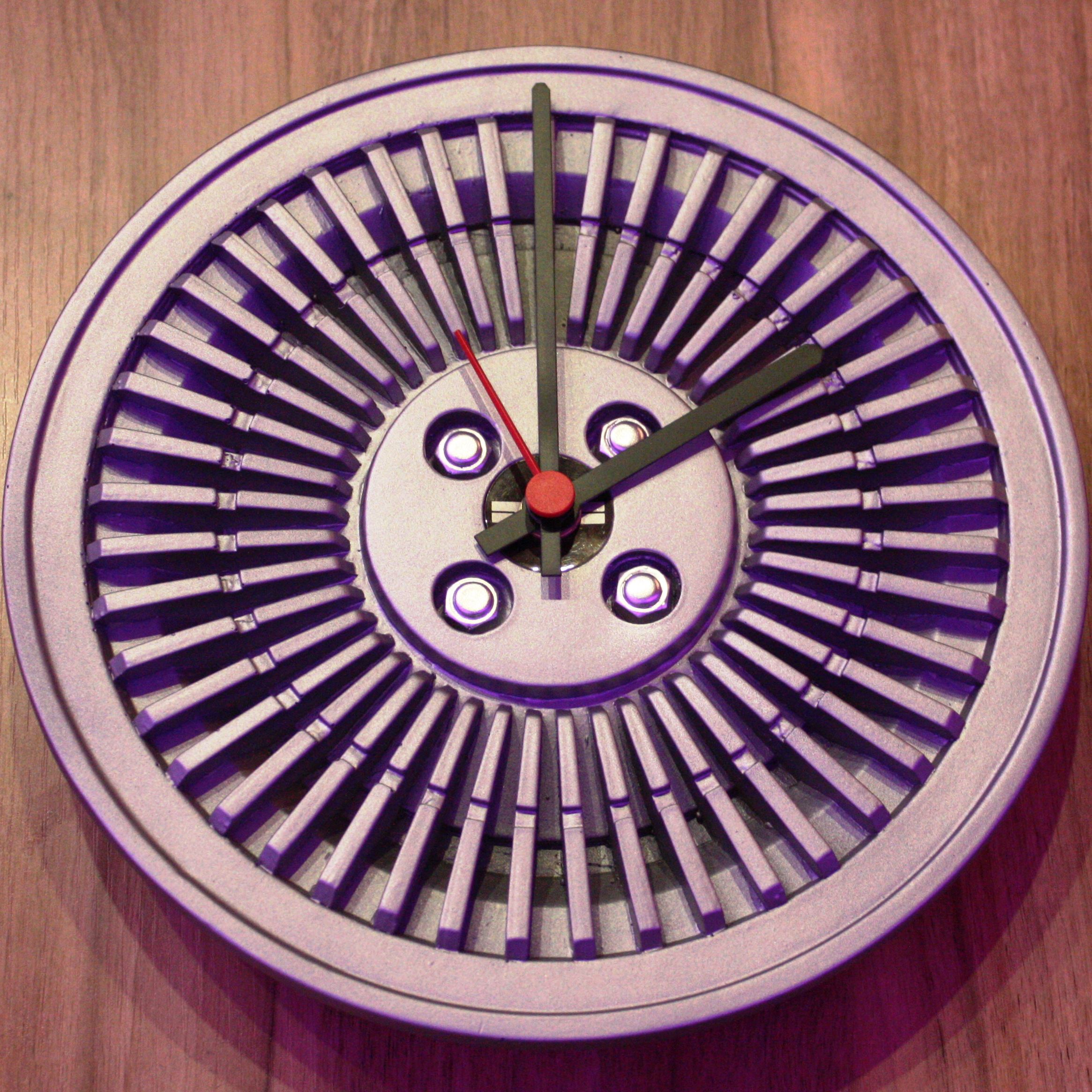 delorean-wheel-clock.jpg