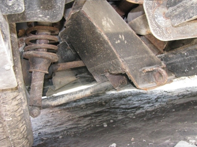 Silver Undercarriage.jpg