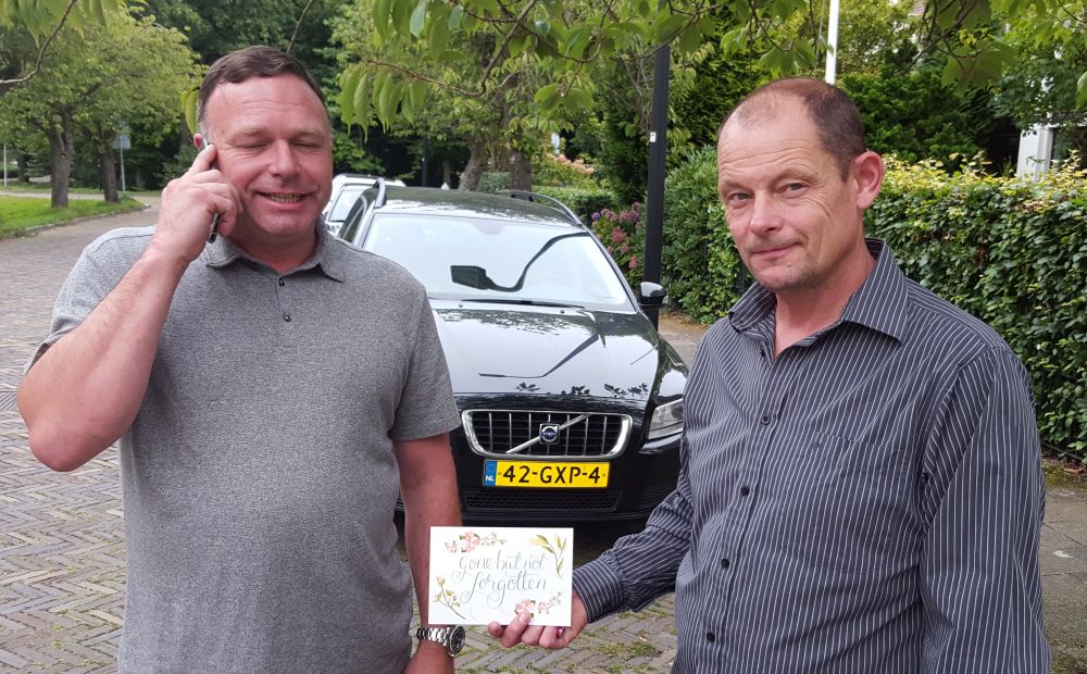 card from the DWAGs.jpg