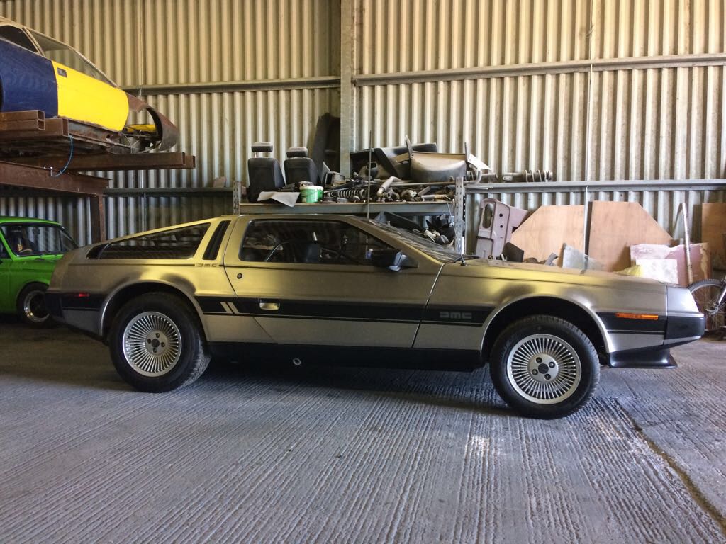 delorean-b2.jpg